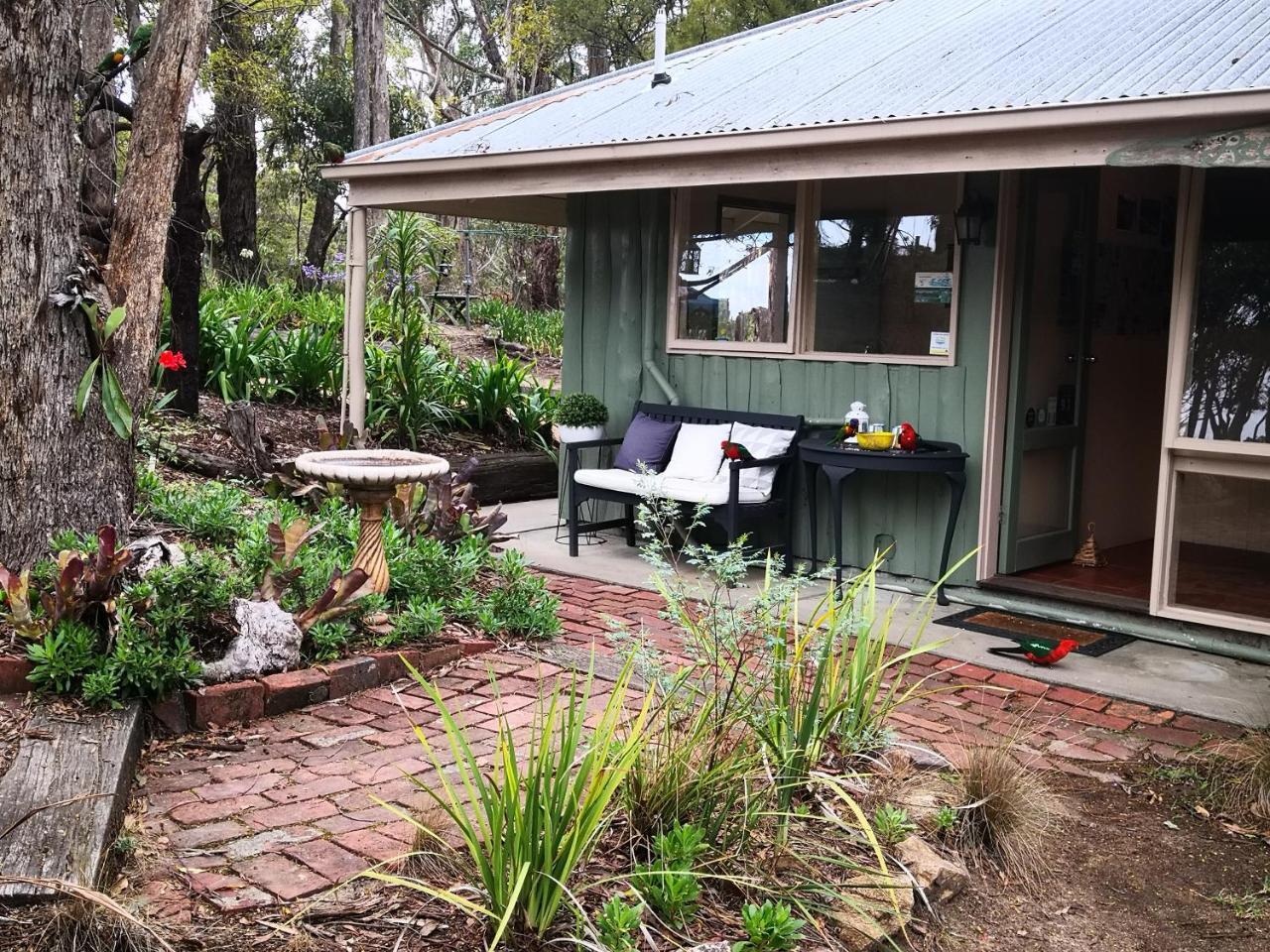 Kalimna Woods Cottages Lakes Entrance Ngoại thất bức ảnh