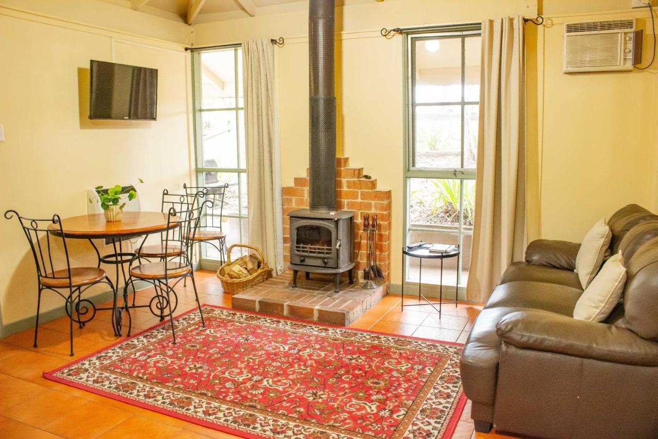 Kalimna Woods Cottages Lakes Entrance Ngoại thất bức ảnh